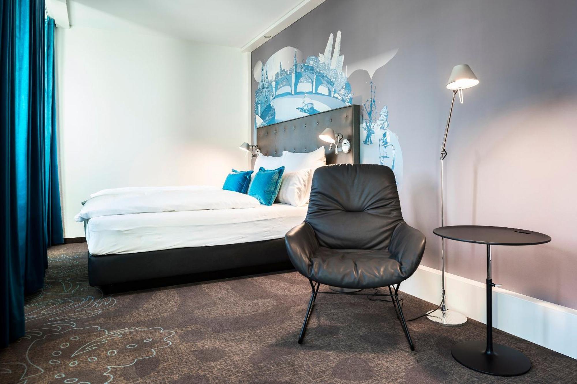 Motel One บาเซิล ภายนอก รูปภาพ