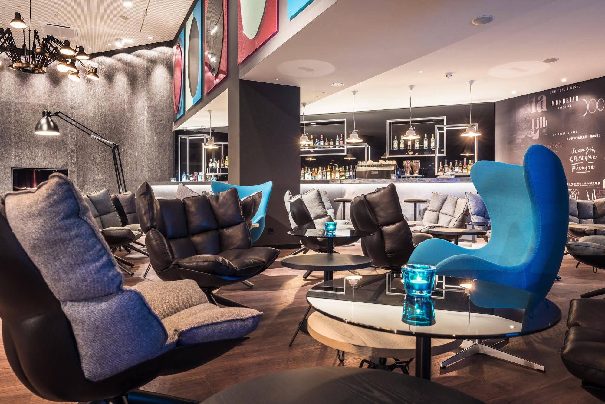Motel One บาเซิล ภายนอก รูปภาพ
